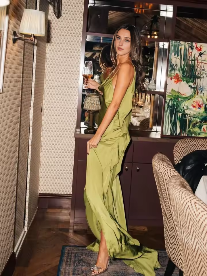 Robe Weitese élégante en satin vert à volants, longue robe sexy dos nu sans manches, fendue, slim, robe de soirée, de bal